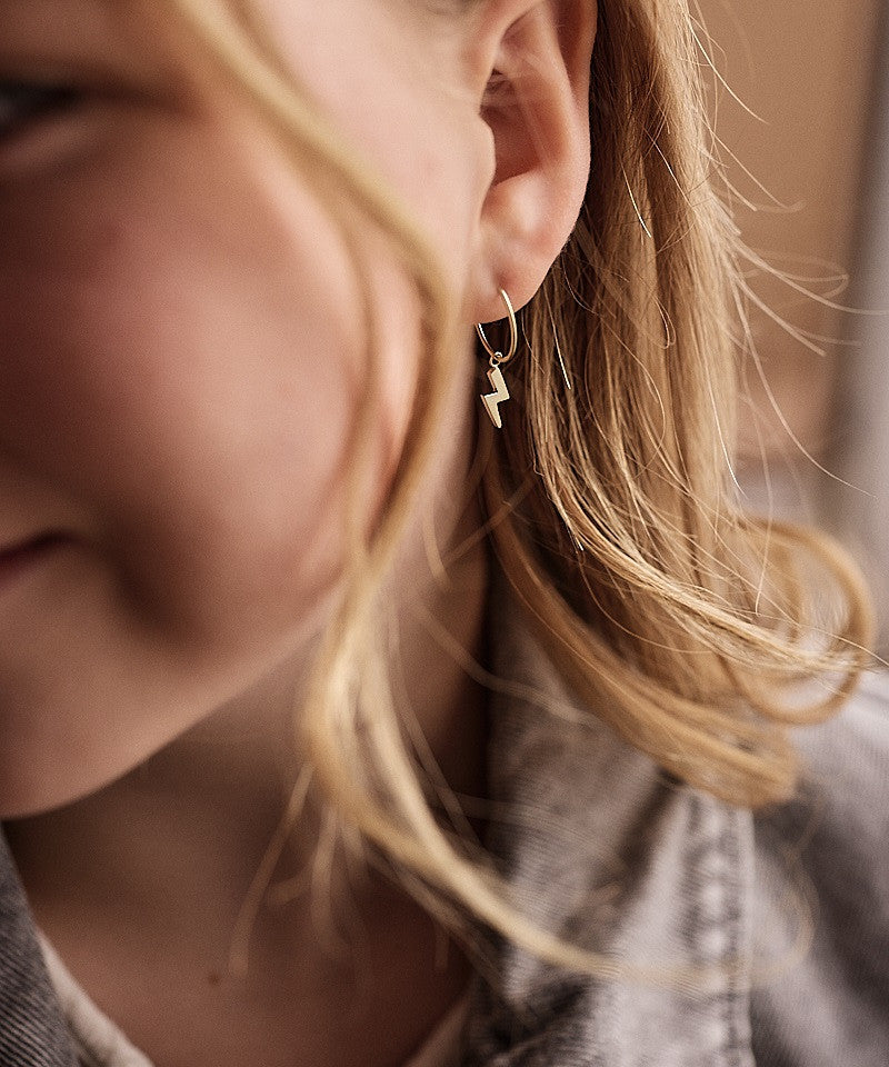 Golden Titanium Flash Pendant Ear Ring